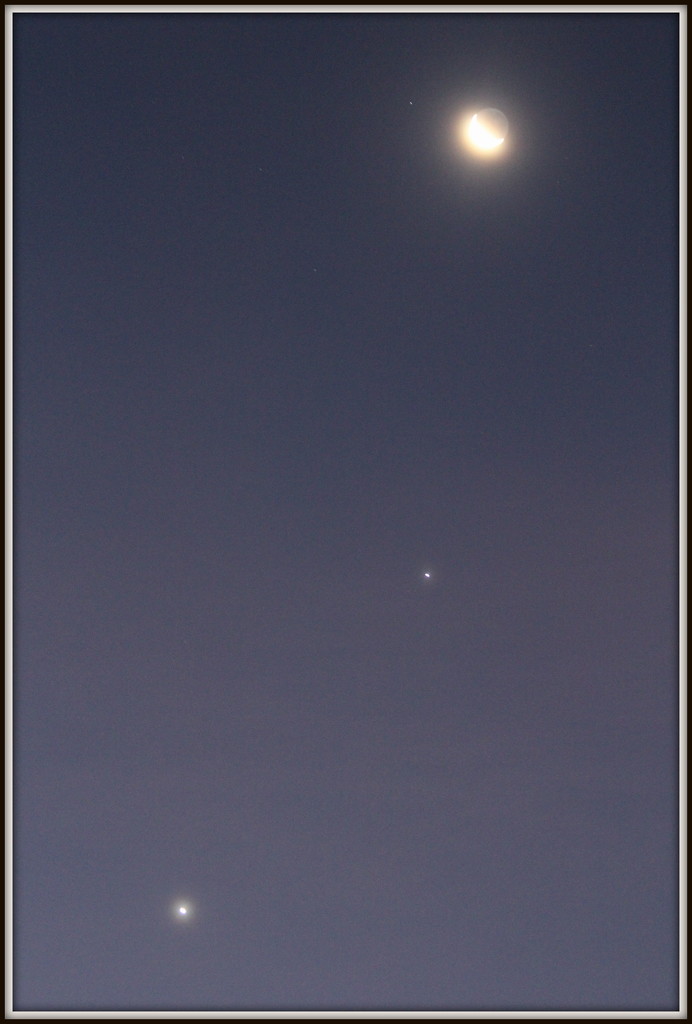 Moon, Venus & Jupiter by gilbertwood