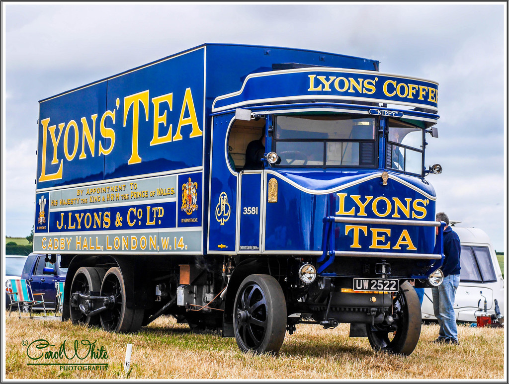 Lyons'Steam Lorry by carolmw