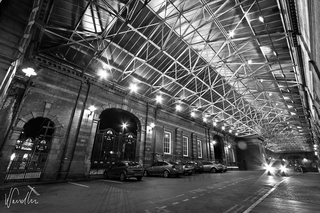 Nottingham Train Station by vikdaddy