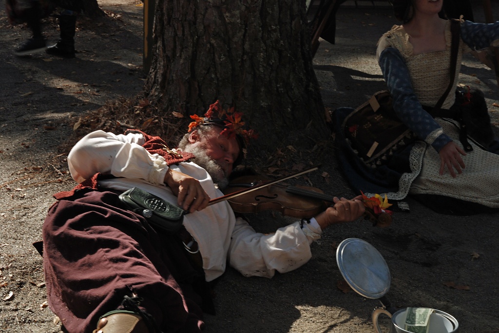 The Drunk Fiddler by graceratliff