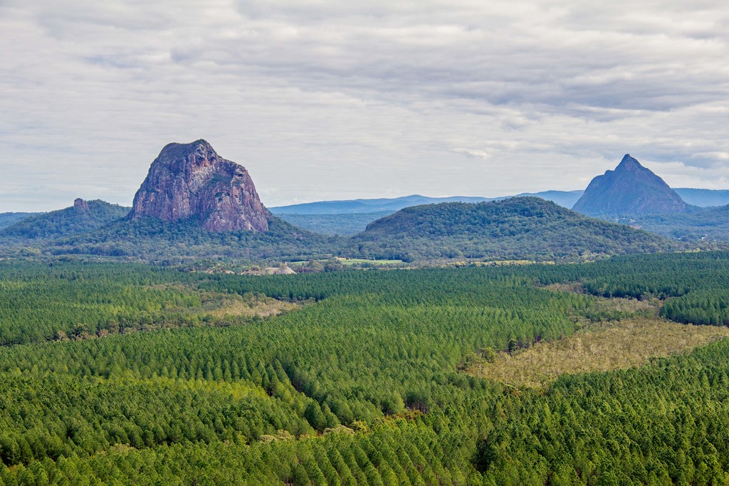 Glasshouse Mountains by corymbia