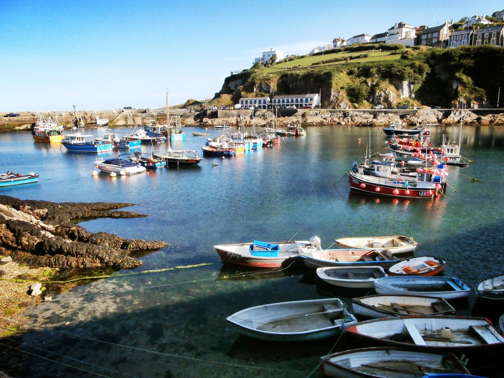 Mevagissey Harbour in the sun by swillinbillyflynn