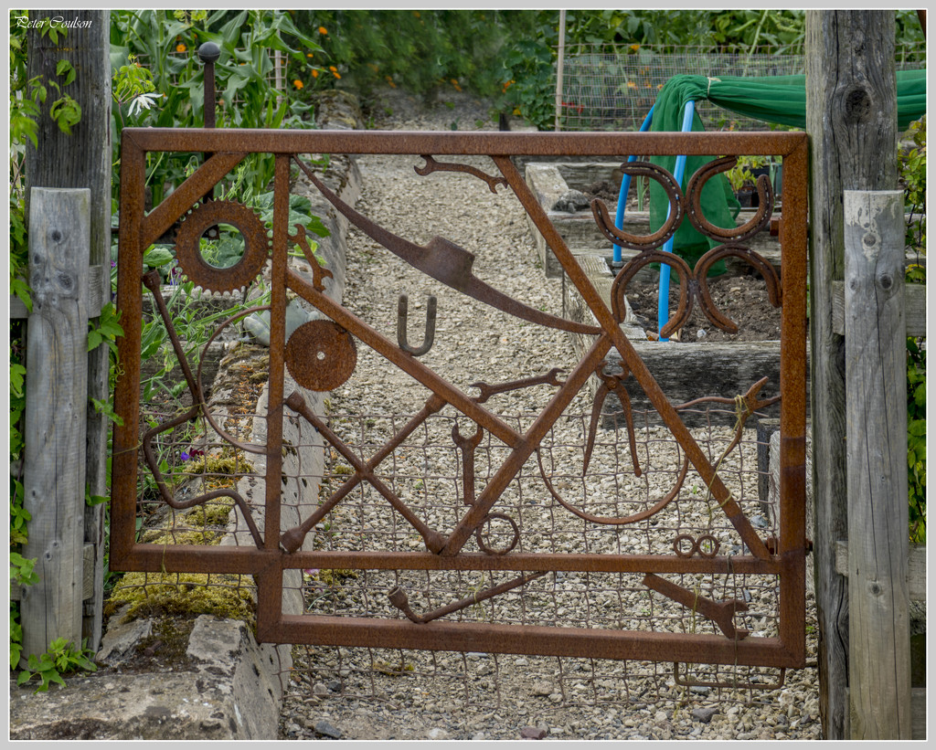 Rusty Gate by pcoulson