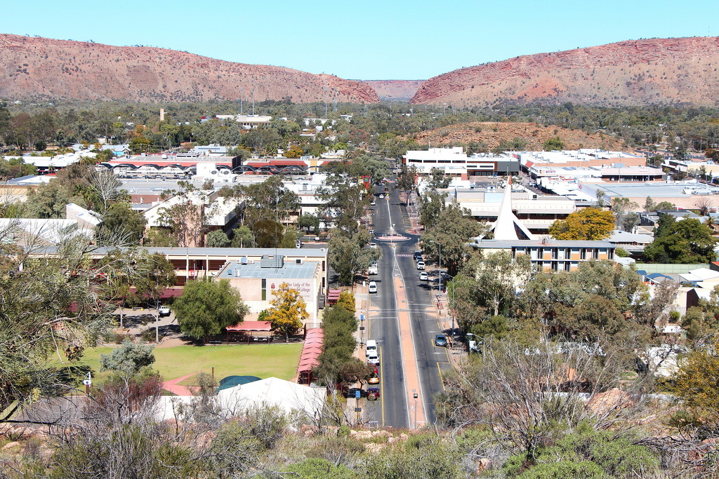 Day 17 - Alice Springs by terryliv