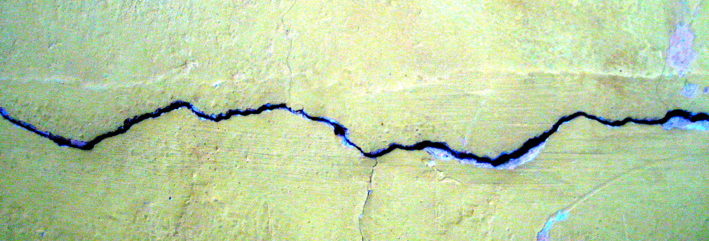 Crack like the Nile by steveandkerry