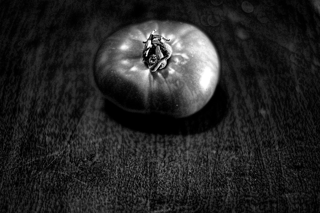 Tomato by tosee