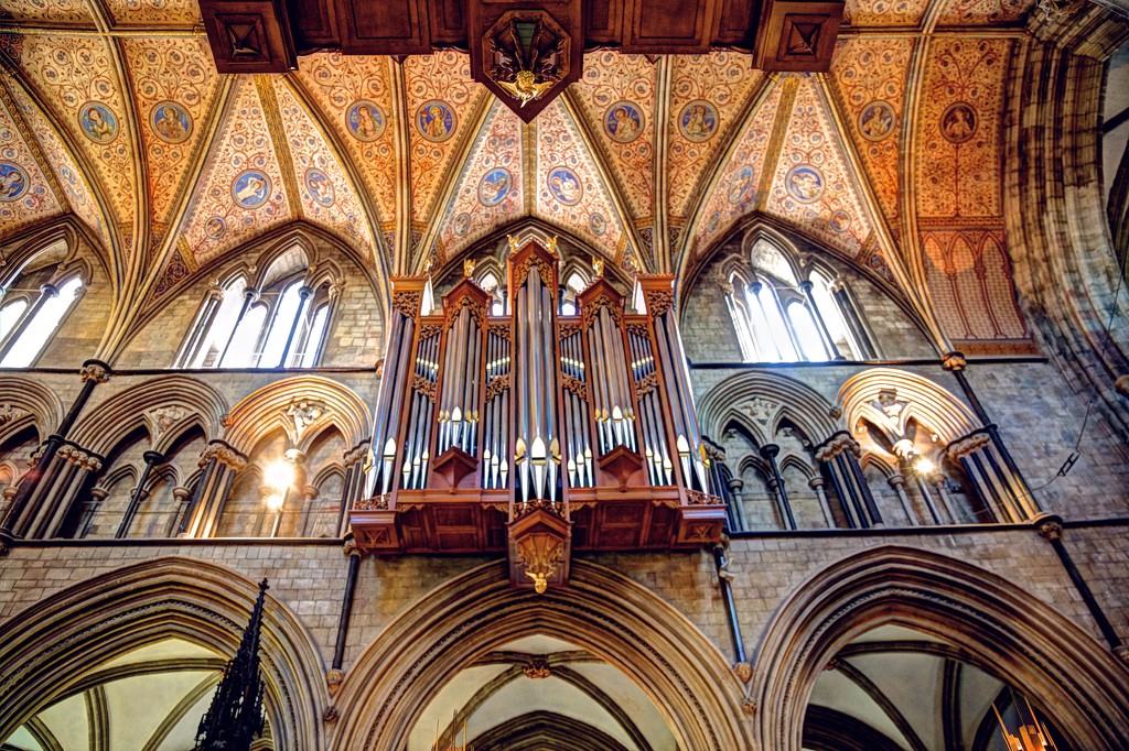 Worcester Cathedral Organ and Ceiling by jyokota