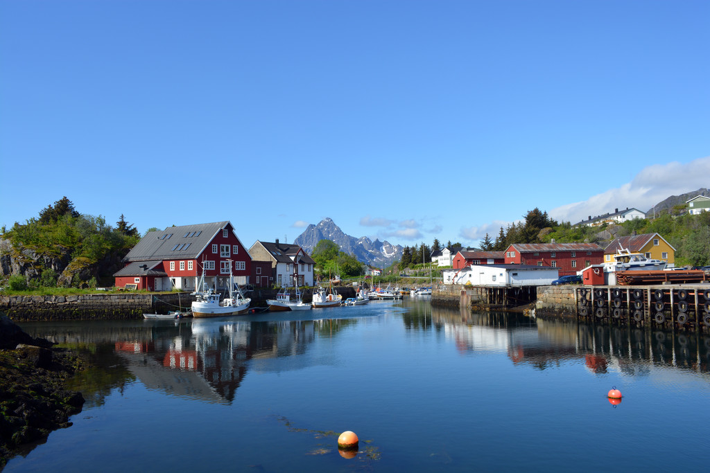 Kabelvag on the Lofoten by iiwi