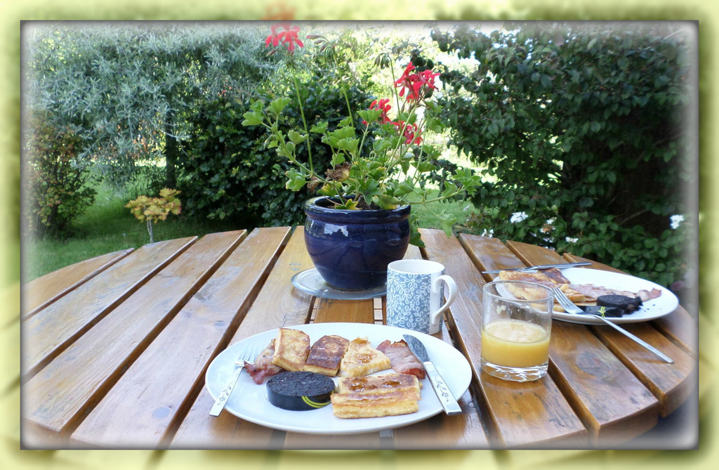 summer breakfast by sarah19