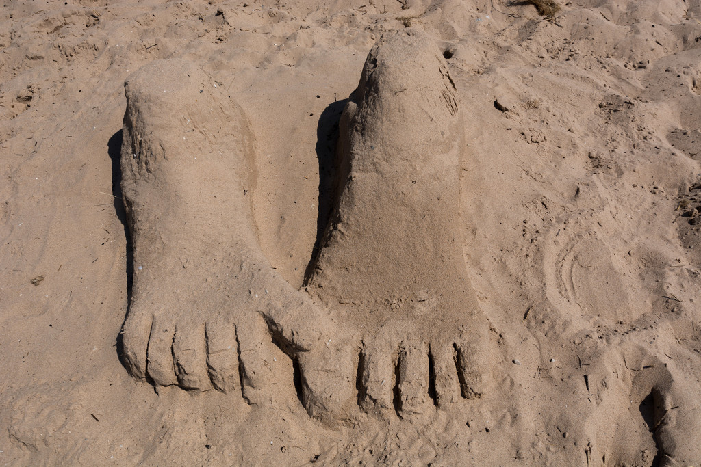 sandcastles giant feet by jackies365