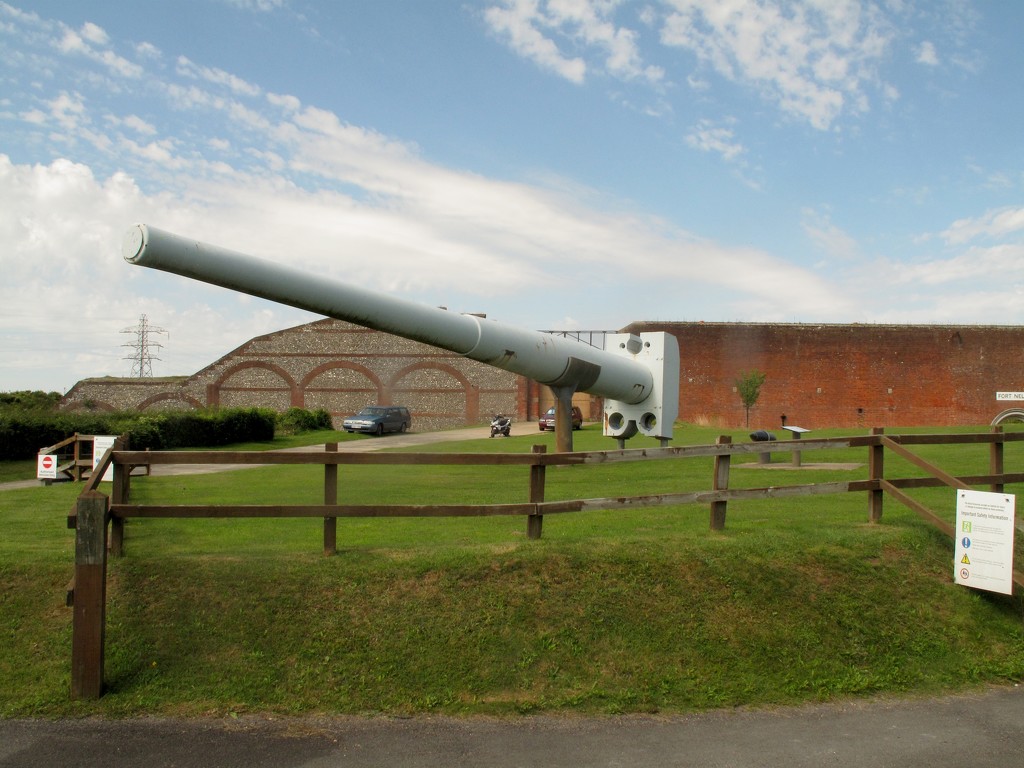 Big Gun by davemockford