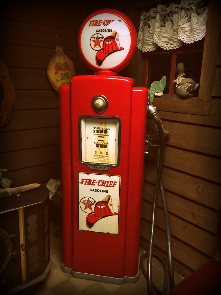 Old gas pump by homeschoolmom