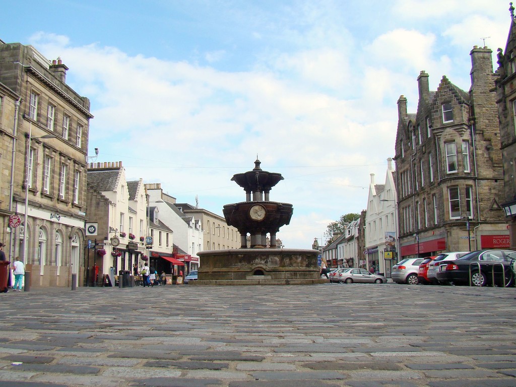 Holiday Day Six: St Andrews High Street by bulldog