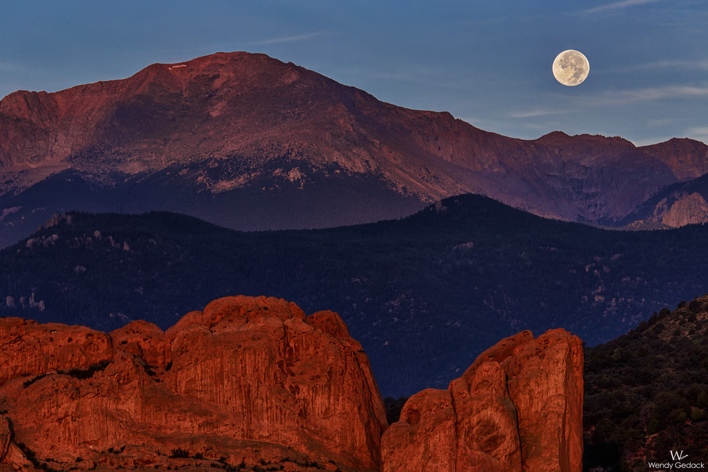 Moonset Over Pikes Peak by exposure4u