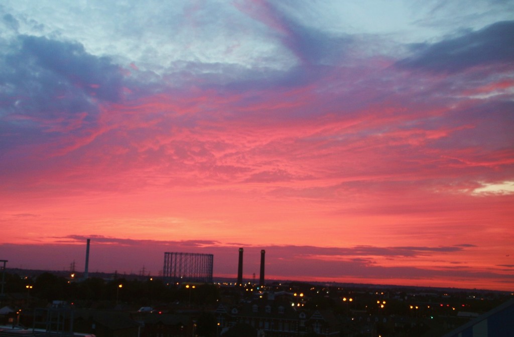 Sunset over Croydon by oldjosh