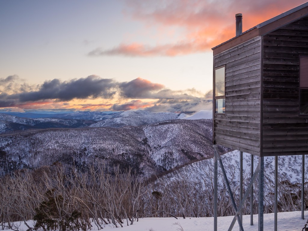Hotham Sunset by robotvulture