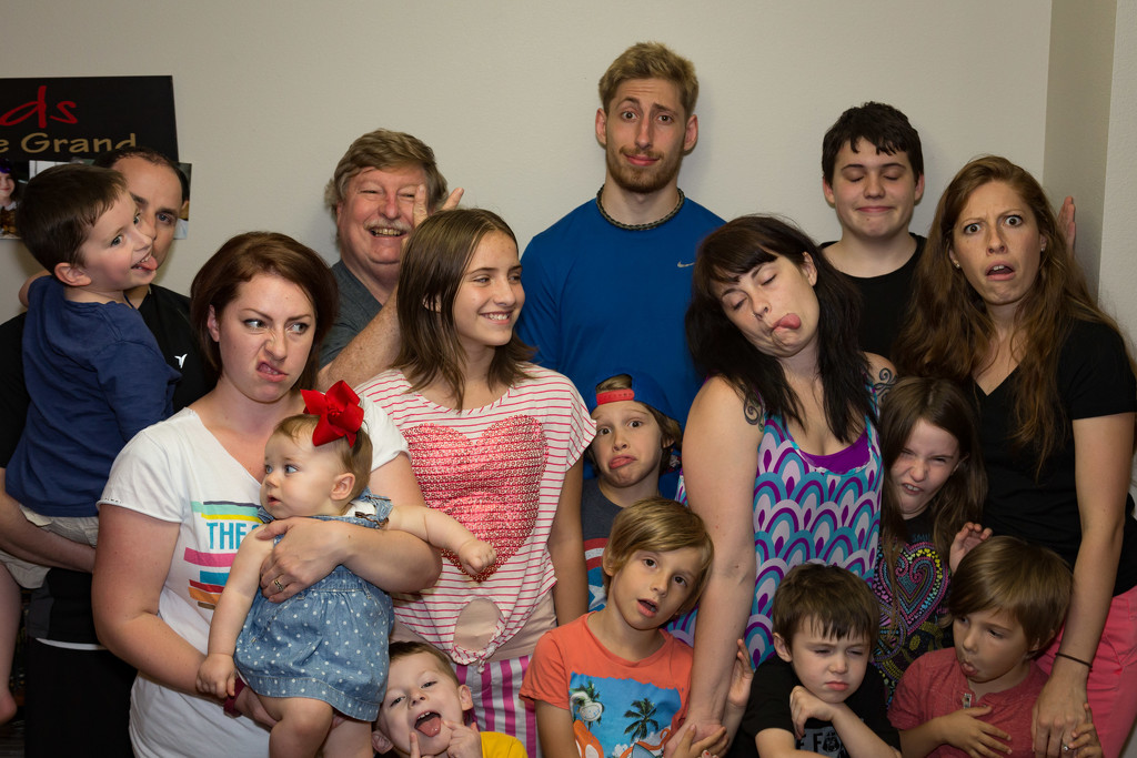My crazy family by lindasees