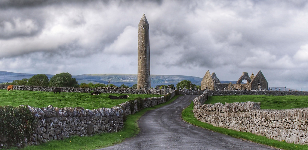 Round Tower by jack4john
