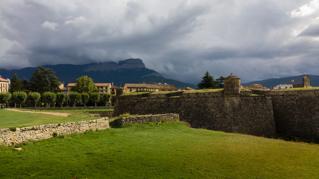 The storm arrives to Jaca by petaqui