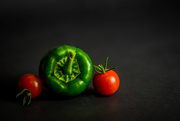 18th Sep 2015 - green between colors or more 5 challenge pepper