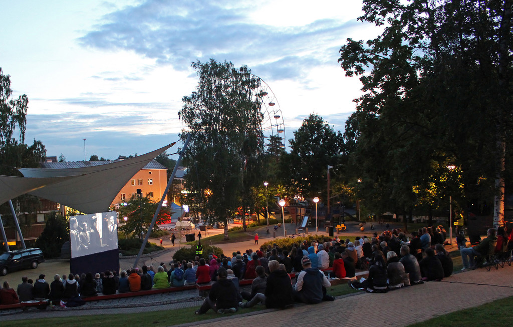 Outdoor cinema on Aurinkomäki Hill in Kerava by annelis