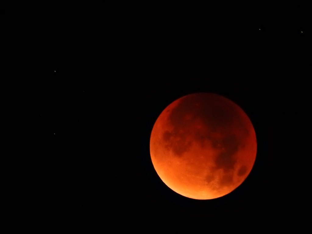Lunar Eclipse 2015 by mattjcuk