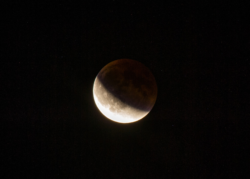 Lunar Eclipse by epcello