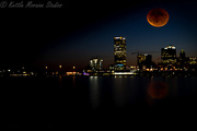27th Sep 2015 - blood moon over the city 