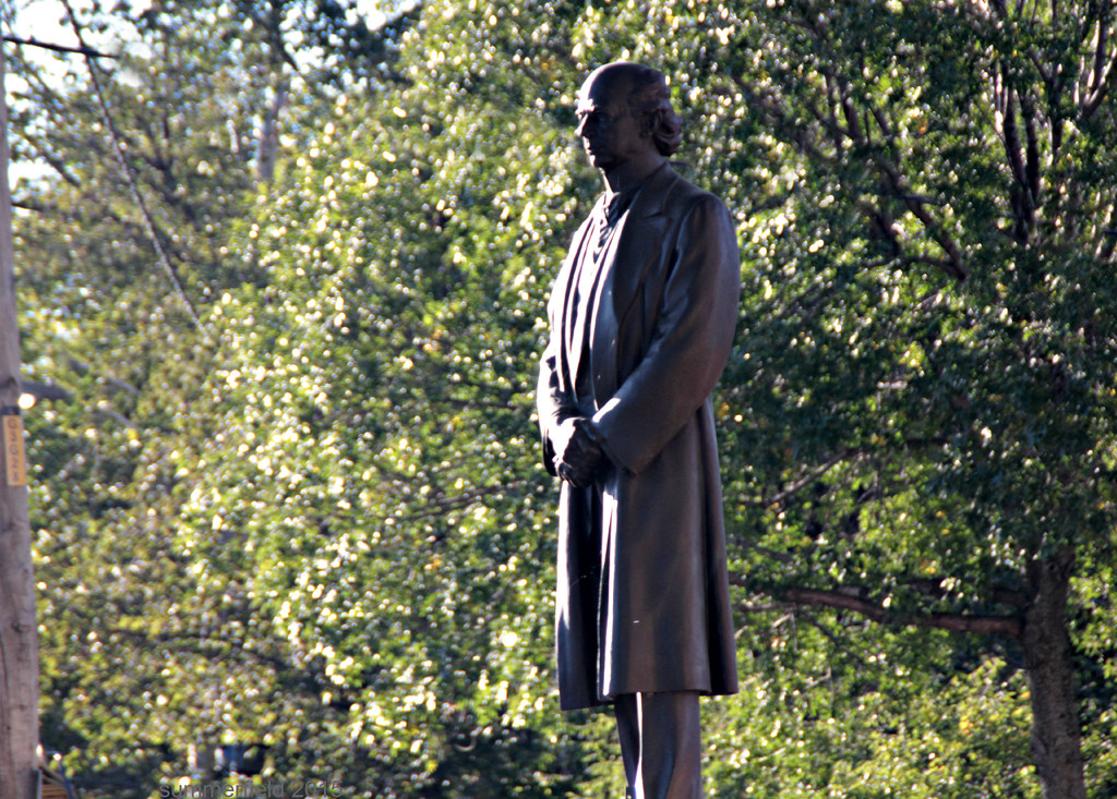statue by summerfield