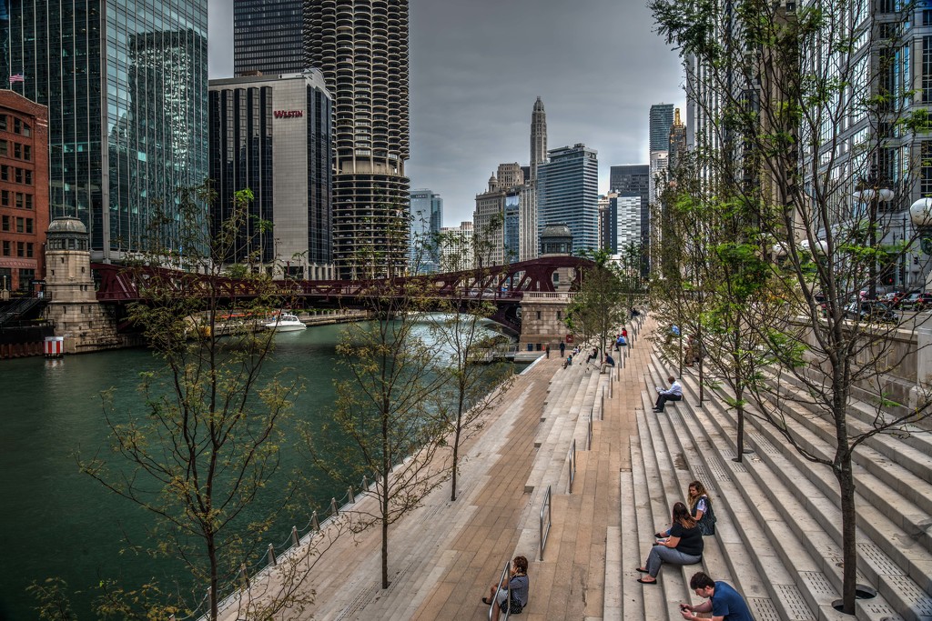 Chicago's New Riverwalk Extension by taffy