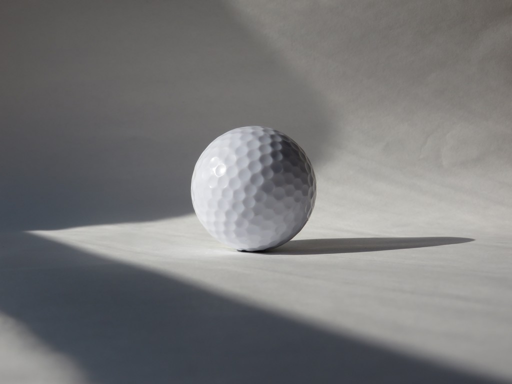 Golfball in the nude by margonaut