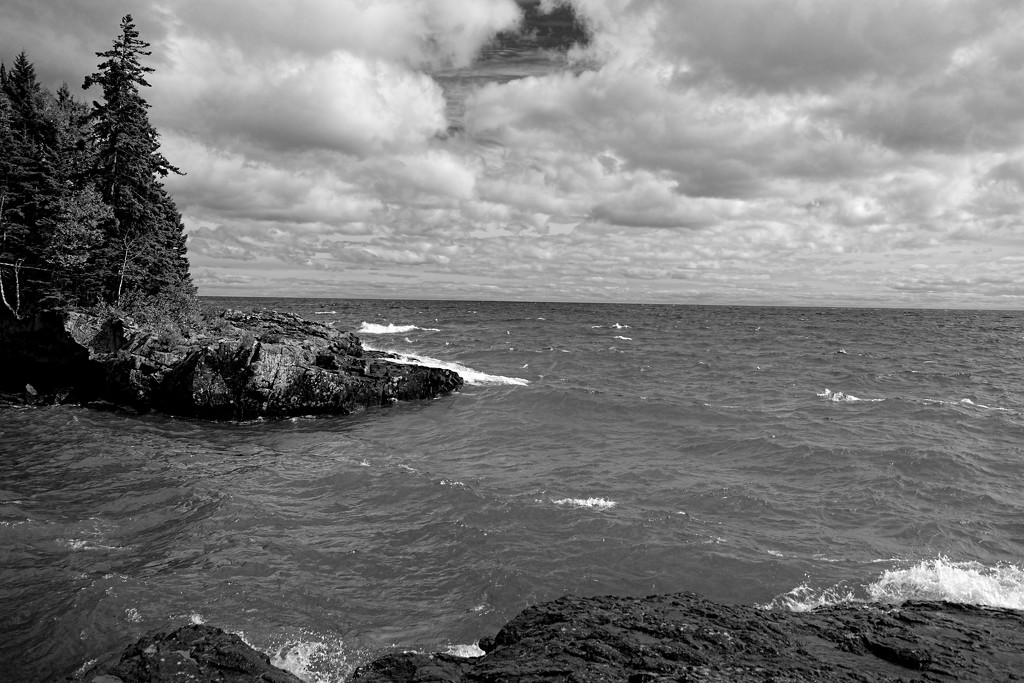 Boom, Boom as The Waves Meet by tosee