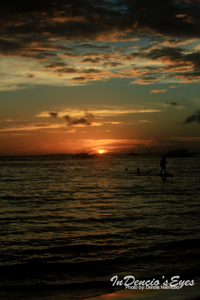 Boracay Sunset by iamdencio