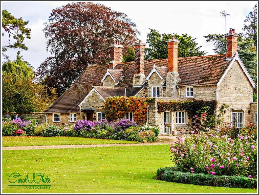 A House In The Grounds Of Castle Ashby by carolmw