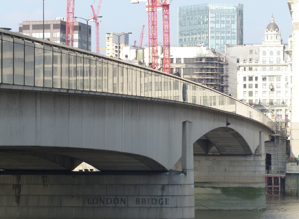 London Bridge by susiemc