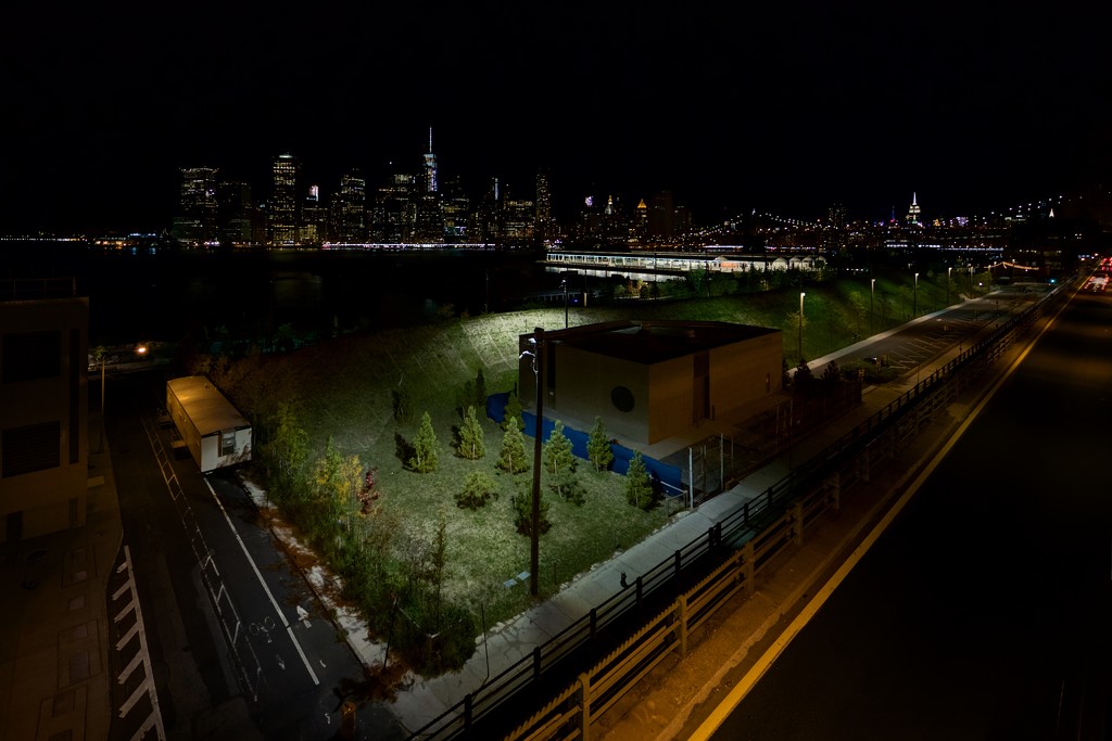 Manhattan, as seen from Brooklyn by jyokota