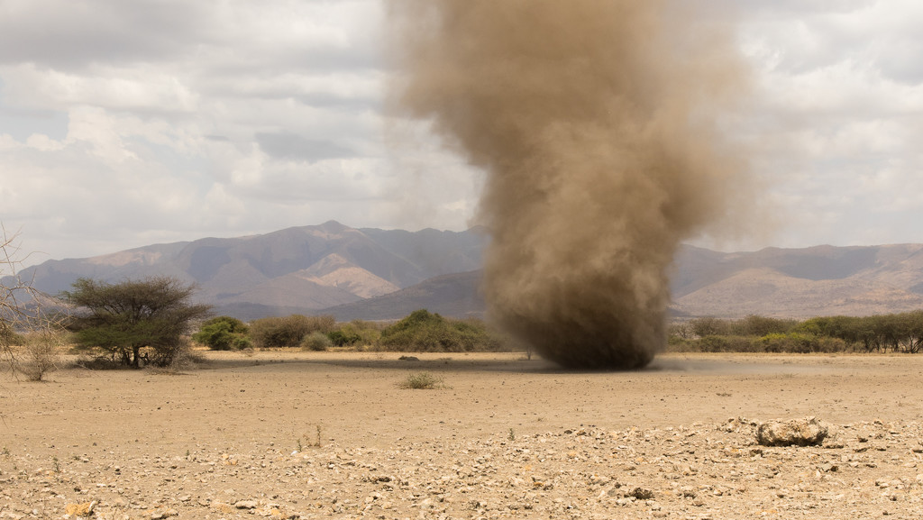 Dust Devil by leonbuys83