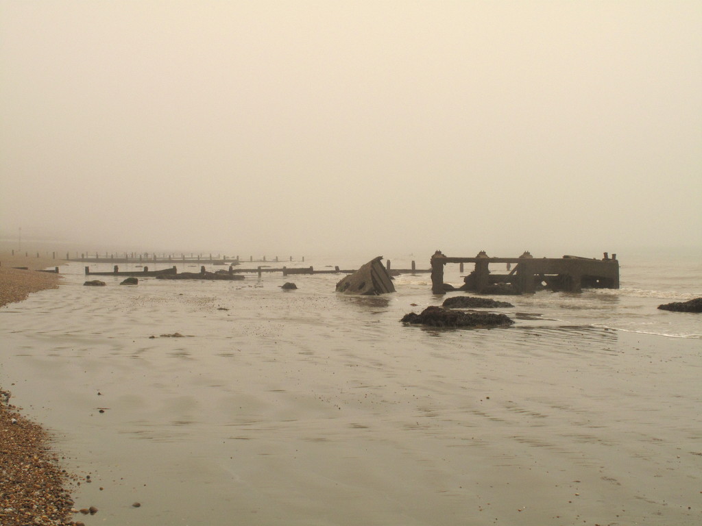Misty Morning, Rising Tide by davemockford