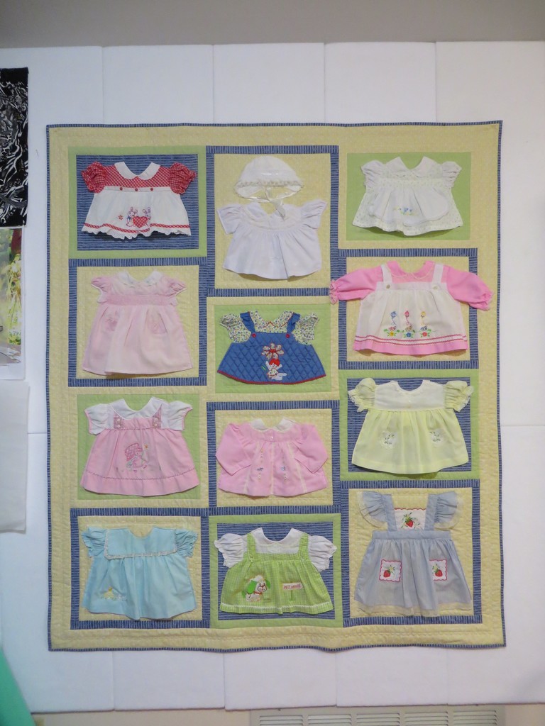 Baby Dress quilt by margonaut