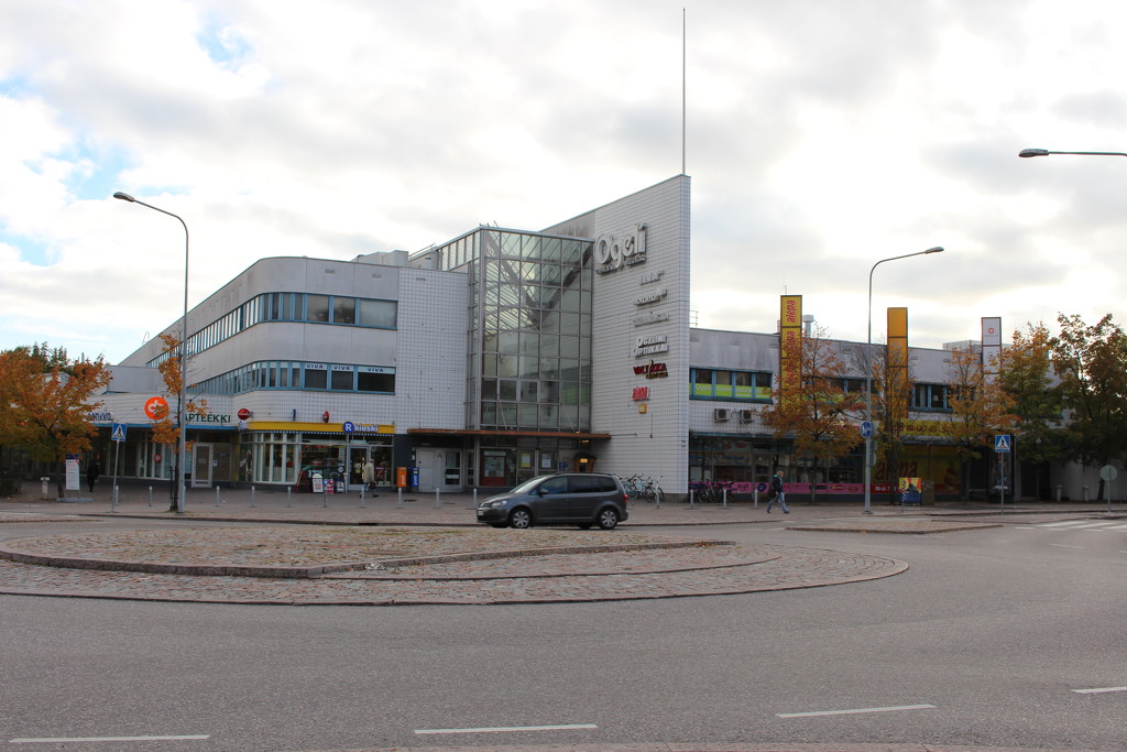 Shopping Mall Ogeli in Oulunkylä, Helsinki IMG_9074 by annelis