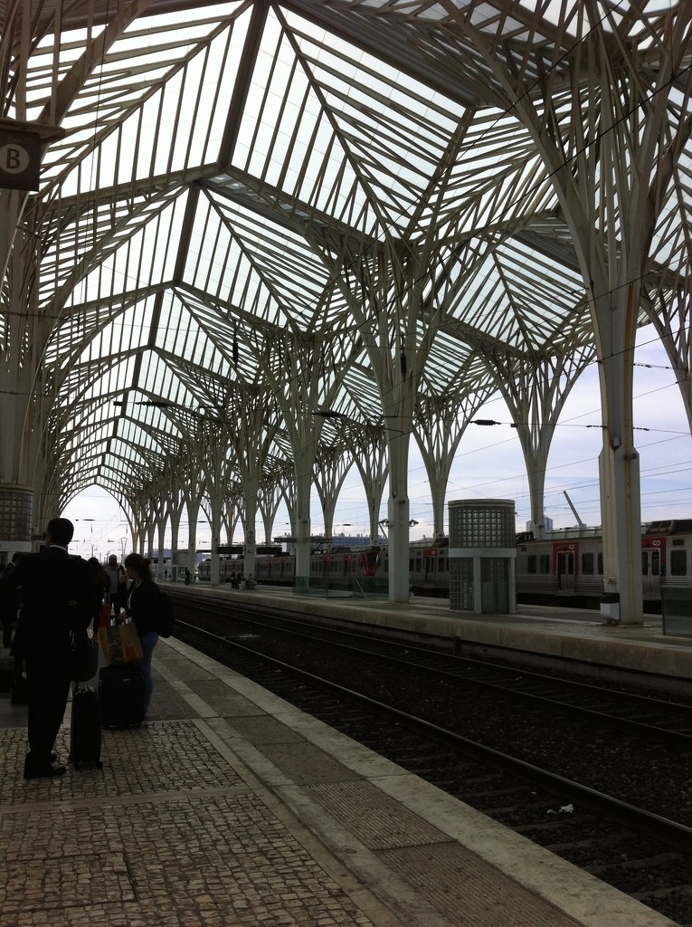 Gare do Oriente by belucha