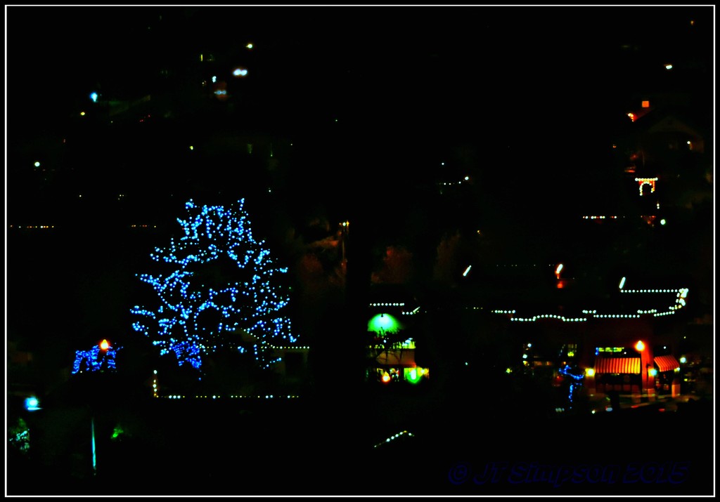 The lights of Arroyo Grande Village  by soylentgreenpics