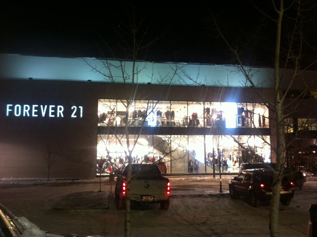 Forever 21 by bkbinthecity