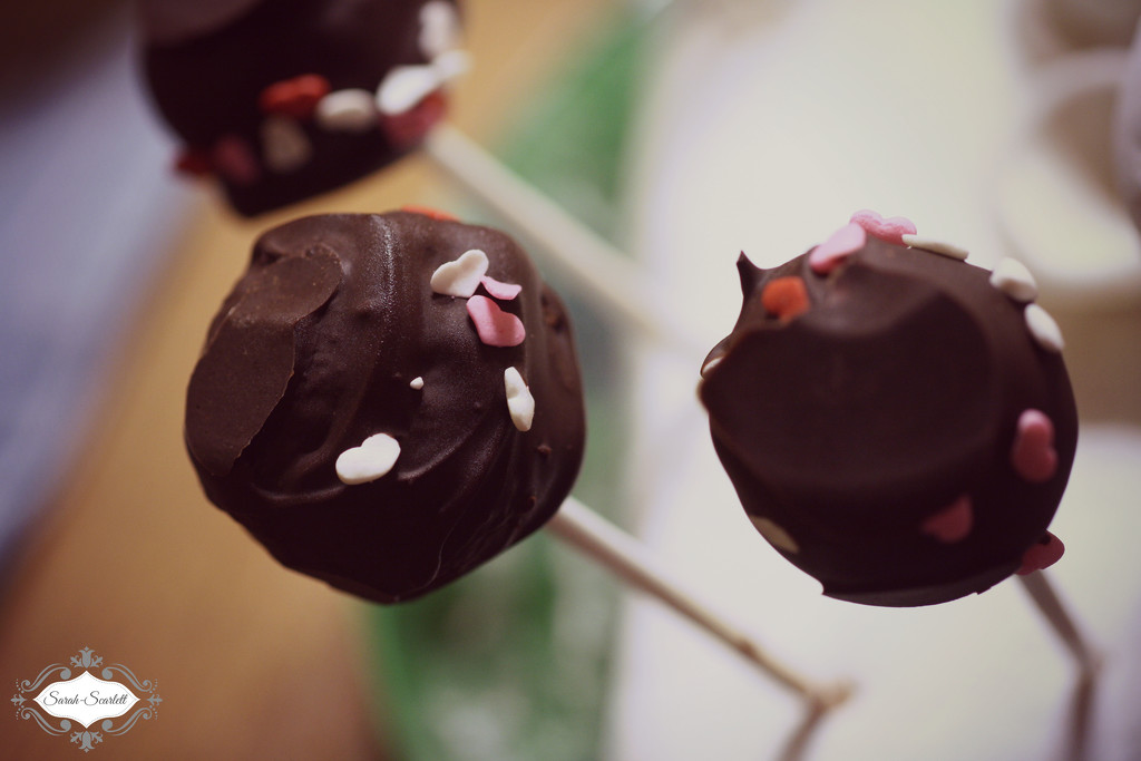 Cake Pops by sarahlh