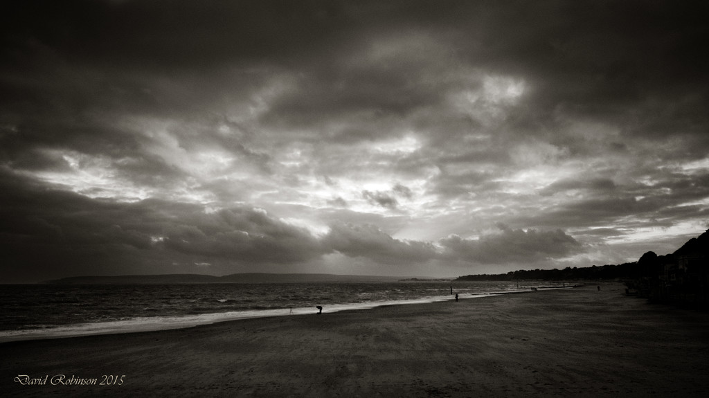Mono beach scene by davidrobinson