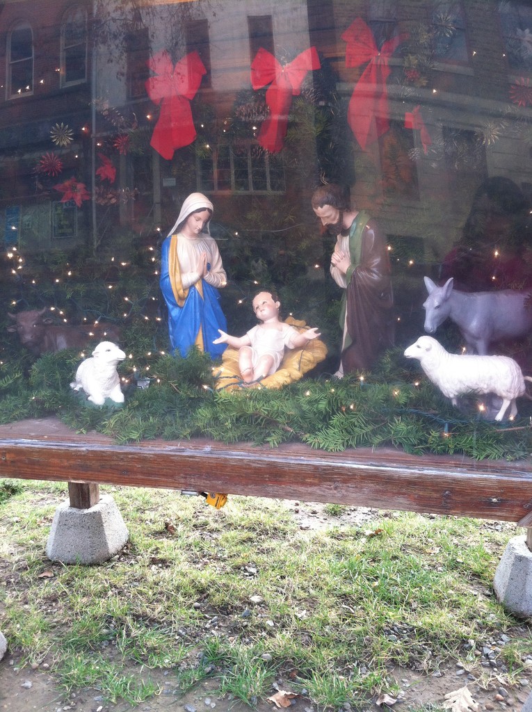 Trenton Nativity by tatra