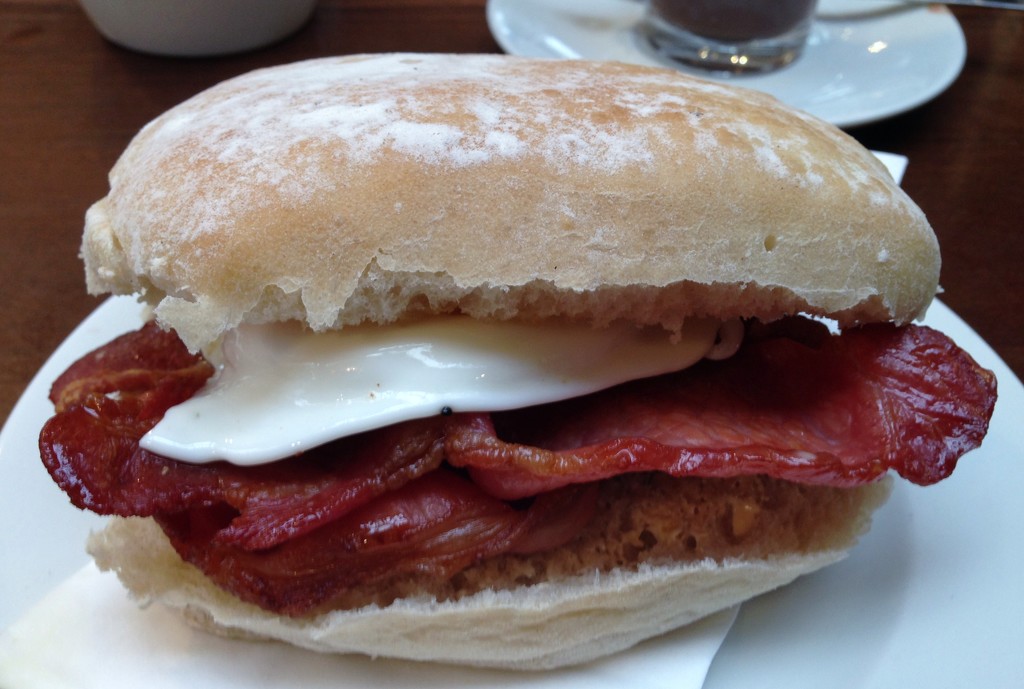 Brunch egg & bacon roll.....mmmm by anne2013