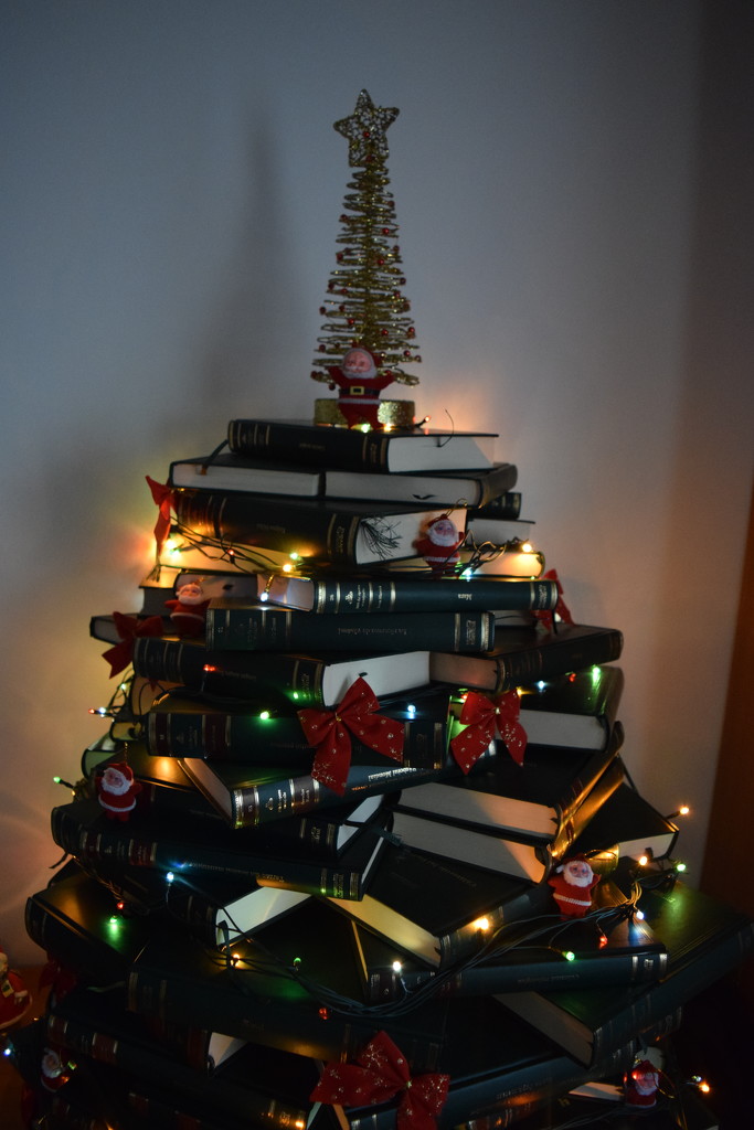 My kind of Christmas tree by ctst