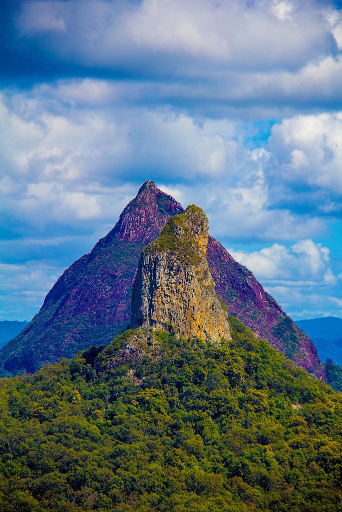 Beerwah and Coonowrin by corymbia