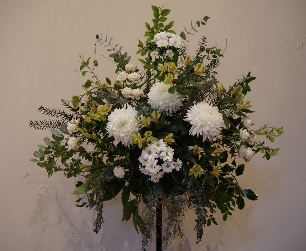 winter floral arrangement by quietpurplehaze